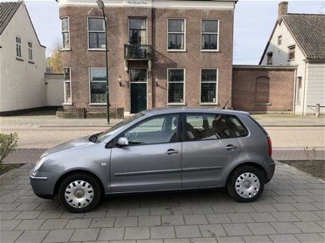 Volkswagen Polo - 1.9 SDI Athene 5 DEURS AIRCO EERSTE EIGENAARESSEN - 1