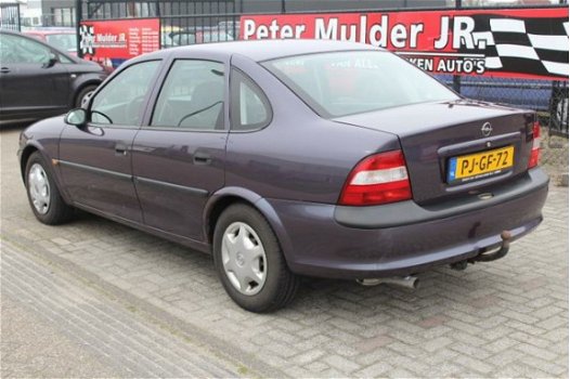 Opel Vectra - 1.6i-16V GL Peter Mulder JR Emmer-Compascuum - 1