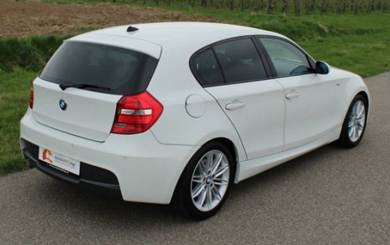 BMW 1-serie - 118d M Sport / NAVI / XENON / FACELIFT / DEALER AUTO - 1