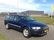 Volvo V70 Cross Country - 2.4 T Ocean Race ZWART LEER NAP NWE APK HANDBAK - 1 - Thumbnail