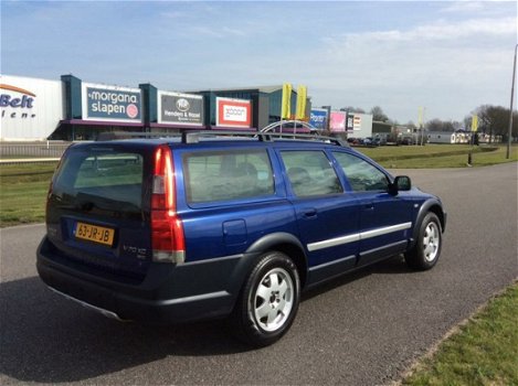 Volvo V70 Cross Country - 2.4 T Ocean Race ZWART LEER NAP NWE APK HANDBAK - 1