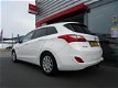 Hyundai i30 Wagon - 1.6 CRDi i-Motion + trekhaak - 1 - Thumbnail