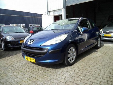 Peugeot 207 - 1.4-16V X-line - 1