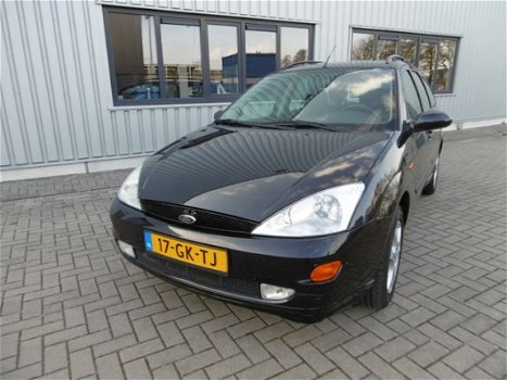 Ford Focus Wagon - 1.6-16V Collection Airco Apk 15-05-2019 - 1