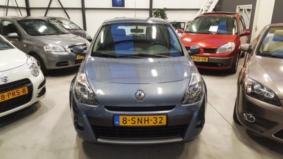 Renault Clio - Dynamique 1.2 Automaat, Airco, 5D, Cruise, CV, LM - 1