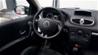 Renault Clio - Dynamique 1.2 Automaat, Airco, 5D, Cruise, CV, LM - 1 - Thumbnail