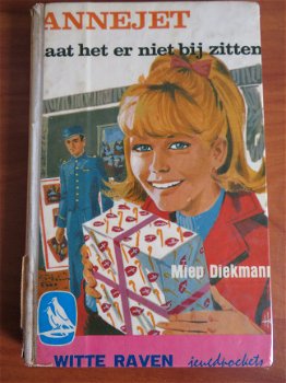 Annejet laat het er niet bij zitten - Miep Diekmann - 1