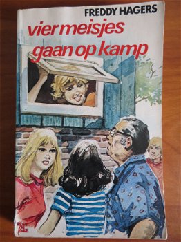 Vier meisjes gaan op kamp - Freddy Hagers - 1