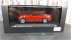 BMW 4 Series Coupe rood 1:43 Dealermodel - 4 - Thumbnail