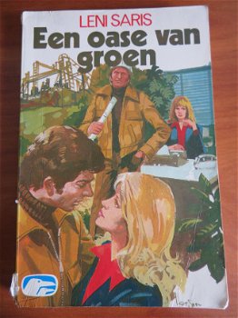 Een oase van groen - Leni Saris - 1