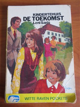 Kindertehuis 'De toekomst' - Leni Saris - 1