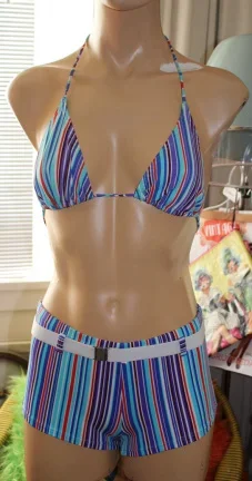 Bikini met 2 broekjes - maat 38 - nr. 1