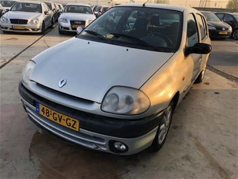 Renault Clio - 1.2 Expression - 1