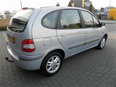 Renault Scénic - 1.6-16V Dynamique Automaat climate control