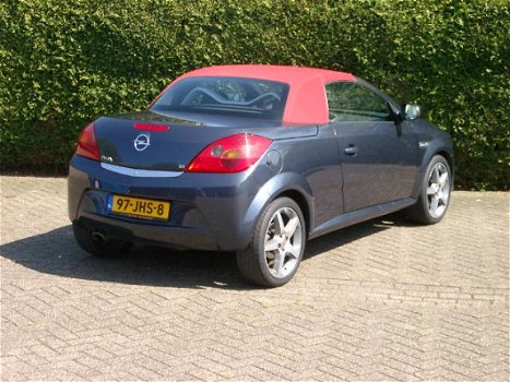 Opel Tigra TwinTop - 1.8-16V TEMPTATION Airco, cruise control, leder bekleding verwarmt, cabrio - 1