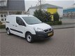 Peugeot Partner - 120 1.6 BlueHDi 75 L1 XT 19635 km nap - 1 - Thumbnail