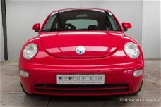 Volkswagen New Beetle - 2.0I HIGHLINE