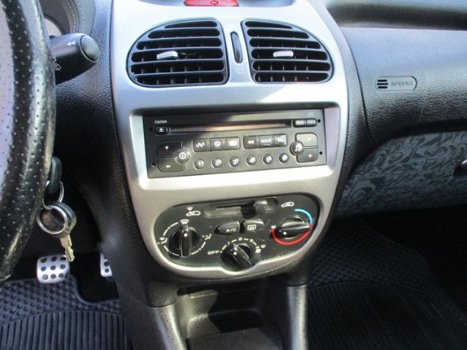 Peugeot 206 SW - 1.6-16V Quiksilver BJ 07, Airco, NW APK - 1