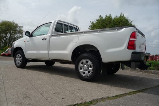 Toyota HiLux - 2.5 D-4D LX 4X2 airco 11-2013 - 1