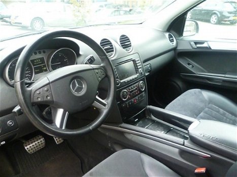 Mercedes-Benz M-klasse - 320 CDI FULL OPTION - 1