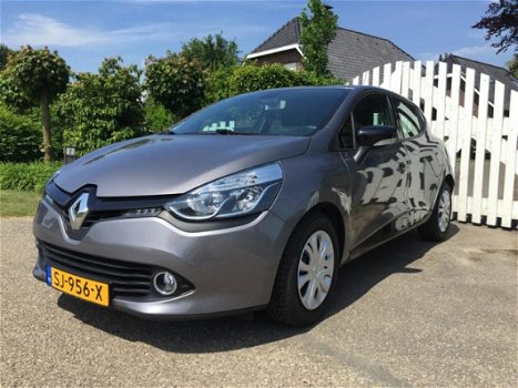 Renault Clio - 1.5 DCI Expression Navi Automaat 35 DKM - 1