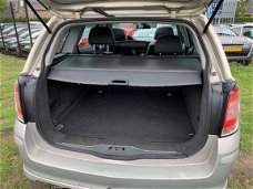 Opel Astra - 1.6 turbo executive apk/clima/navi/pdc/lmv