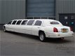 Lincoln Town Car - STRETCHED LIMOUSINE V8 - 1 - Thumbnail