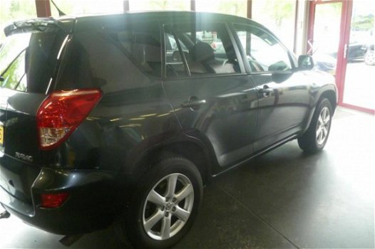 Toyota RAV4 - 2.0 VVTi X-Style Navigator - 1