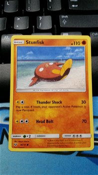 Stunfisk 46/73 Common Sun & Moon Shining Legends - 1