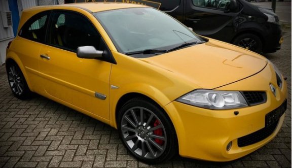 Renault Mégane - 2.0-16V T F1 Team R26 - 1