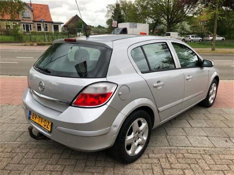 Opel Astra - 1.6 Edition Airco, apk, velgen - 1