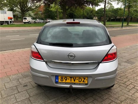 Opel Astra - 1.6 Edition Airco, apk, velgen - 1