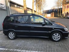 Opel Zafira - 2.2-16V Elegance opc nieuwe apk inruil mogelijk 7 persoon