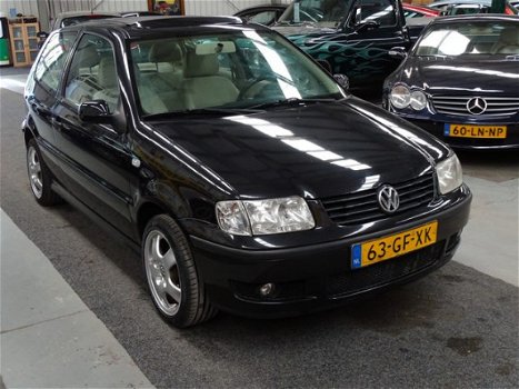 Volkswagen Polo - 1.4-16V COMFORTLINE Airco Stuurbekrachtiging - 1