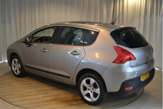 Peugeot 3008 - ST 1.6HDiF Navigatie/Panoramadak/Parkeerhulp - 1