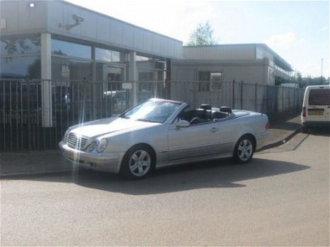 Mercedes-Benz CLK-klasse Cabrio - Clk200 kompr cabrio bj 2001 autom - 1