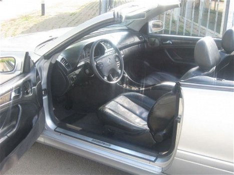 Mercedes-Benz CLK-klasse Cabrio - Clk200 kompr cabrio bj 2001 autom - 1