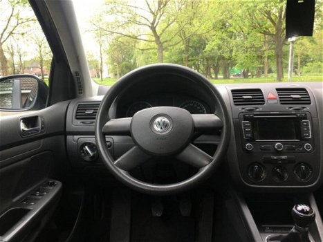 Volkswagen Golf - 1.4 16V FSI Trendline - 1