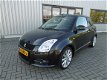 Suzuki Swift - 1.6 Sport 125PK Zwart Airco Navigatie - 1 - Thumbnail