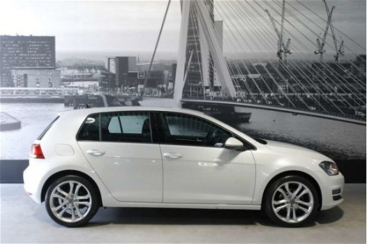 Volkswagen Golf - 1.4 TSI Highline *Navi*18 inch*Alcantara*Type-7 - 1