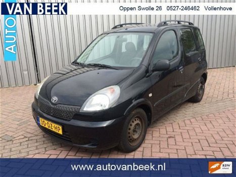 Toyota Yaris - 1.3-16V VVT-i Luna - 1