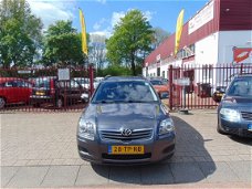 Toyota Avensis Wagon - 1.8 16V VVT-I Terra