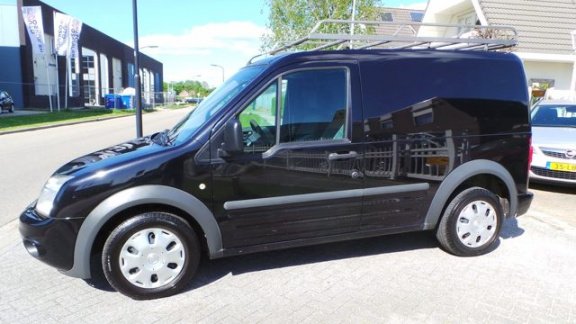 Ford Transit Connect - T200S 1.8 TDCI TREND airco, navi, imperiaal, trehaak - 1