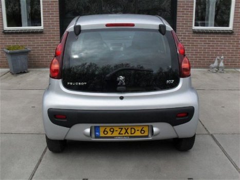 Peugeot 107 - 1.0 Active - 1