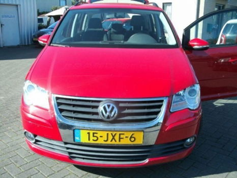 Volkswagen Touran - 1.9tdi comfortline executive roetf. 77kW zevenpersoons uitvoering met zeven stoe - 1