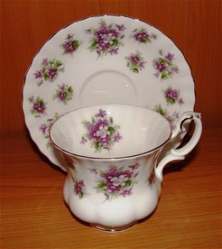 Royal Albert Sweet Violets Dames- Kop en Schotel - 1