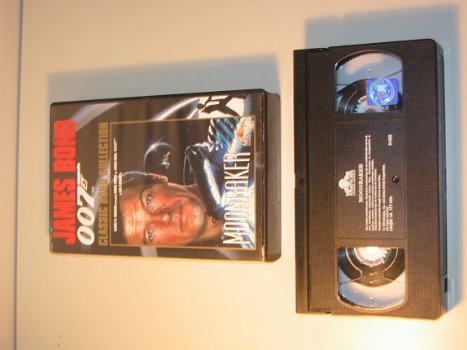 VHS Moonraker - Roger Moore - 1