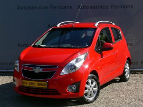 Chevrolet Spark - 1.2I LT 82 pk - Airco - Navi - Elec ramen - lm velgen - 1