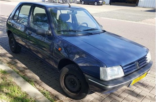 Peugeot 205 - Génération 1.4i 4 deurs - 1