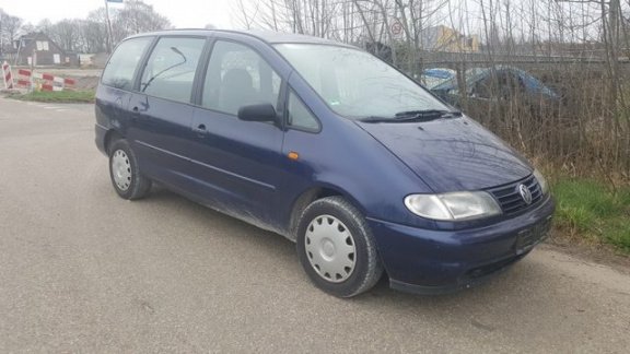 Volkswagen Sharan - 1.8 5V Turbo Highline - 1